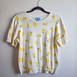 CeCe White Tee with Yellow Lemon Print